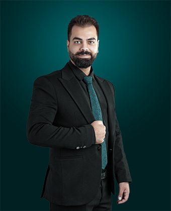 آقای لیرکی کارشناس تدوین و جلوه‌های ویژه تیم محتواسازان آرماندیس