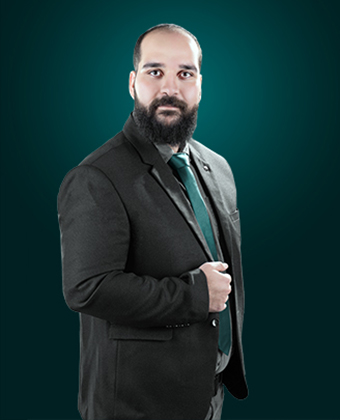 آقای محبی کارشناس عکاسی صنعتی تیم محتواسازان آرماندیس